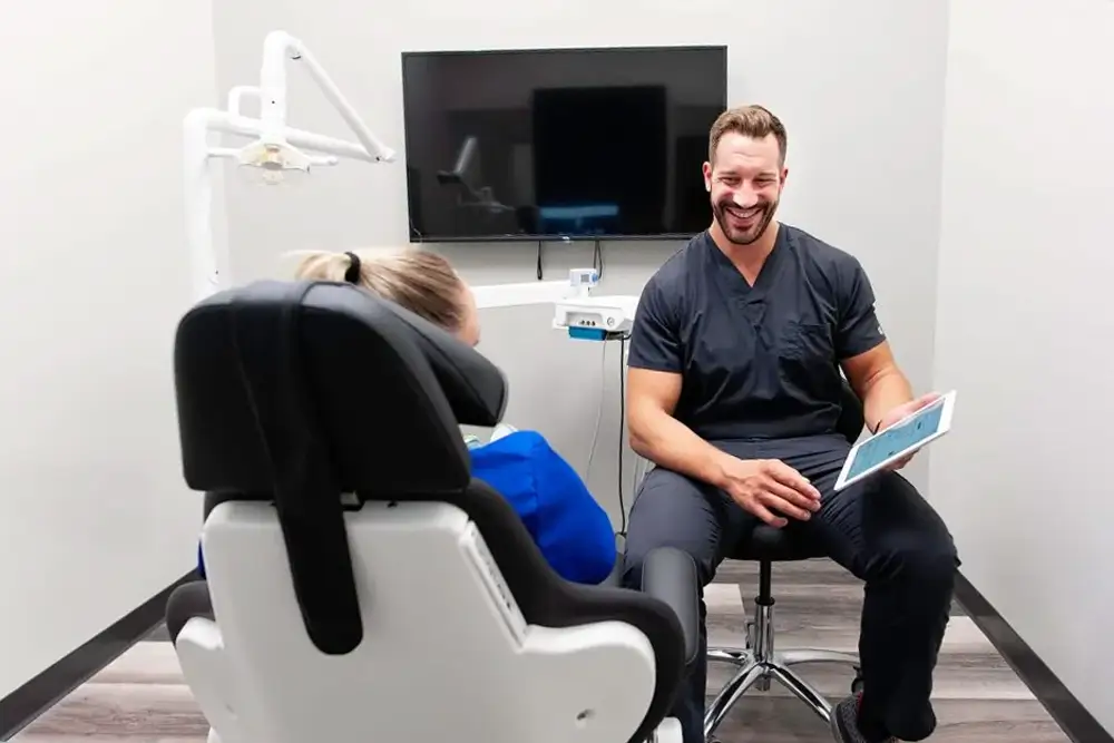 patient dentist consultation